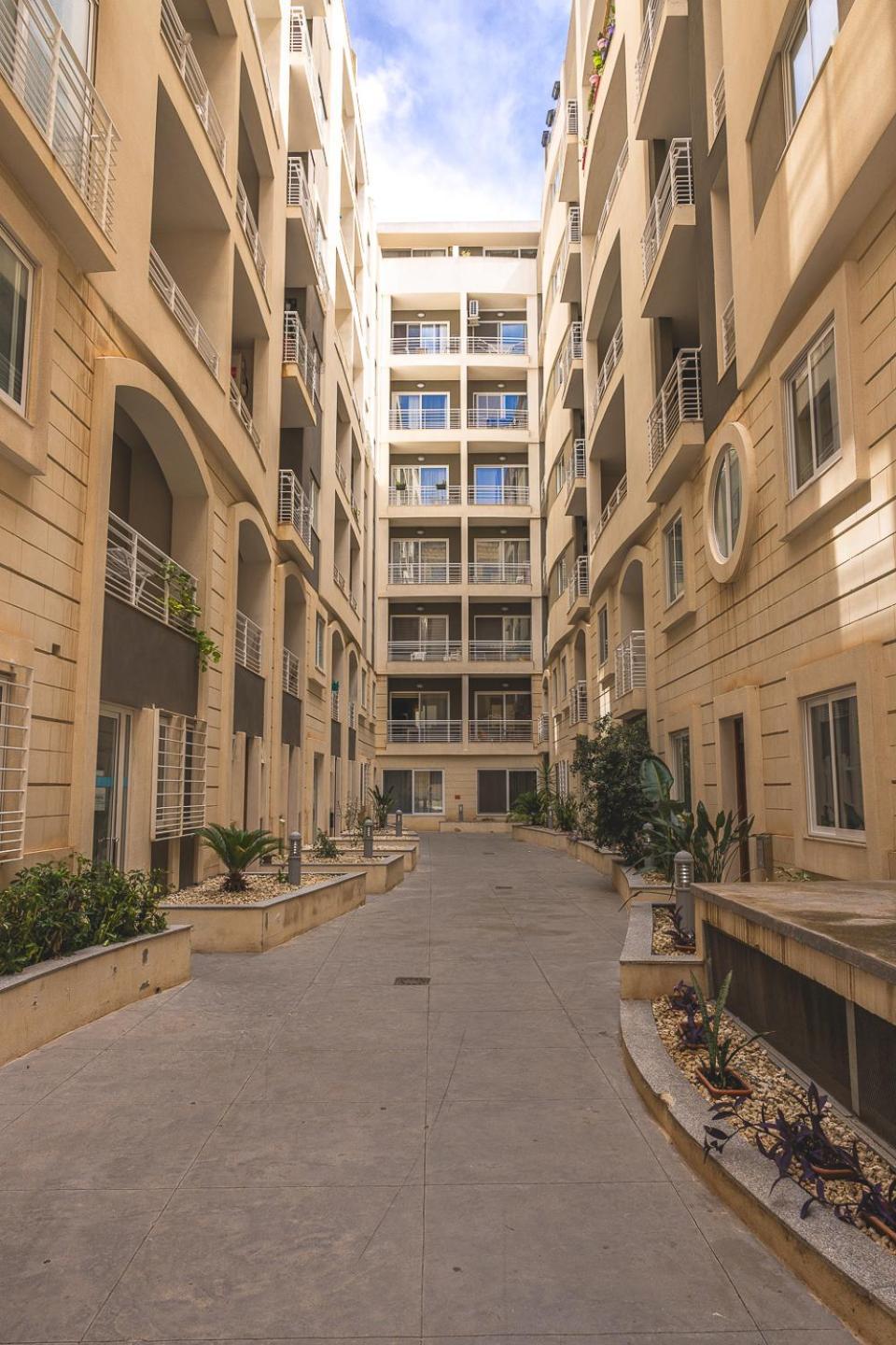 Balluta Bay Spacious Apt - 2Br Слима Экстерьер фото